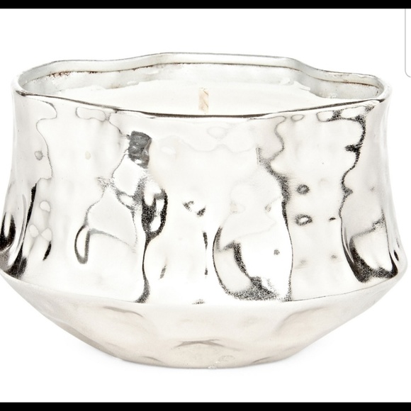 New! Decorative Candle - Picture 1 of 3